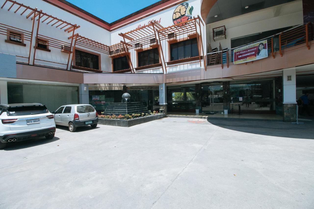 Reddoorz Premium @ Nick Hotel Gerona Tarlac Tarlac City Exterior photo